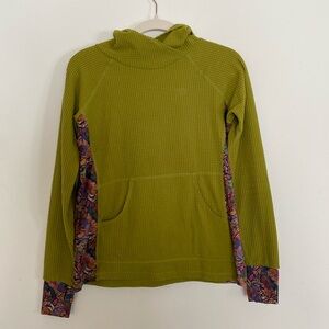 Youer Climb on hoodie, green size small EUC